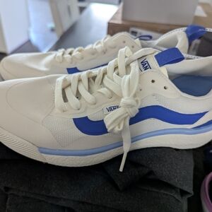 Vans Classic White Sneakers with Blue Stripe